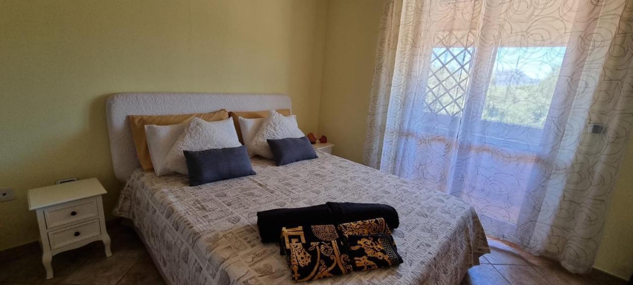 Magic Dalu Con Posto Auto Apartment ออลเบีย ภายนอก รูปภาพ