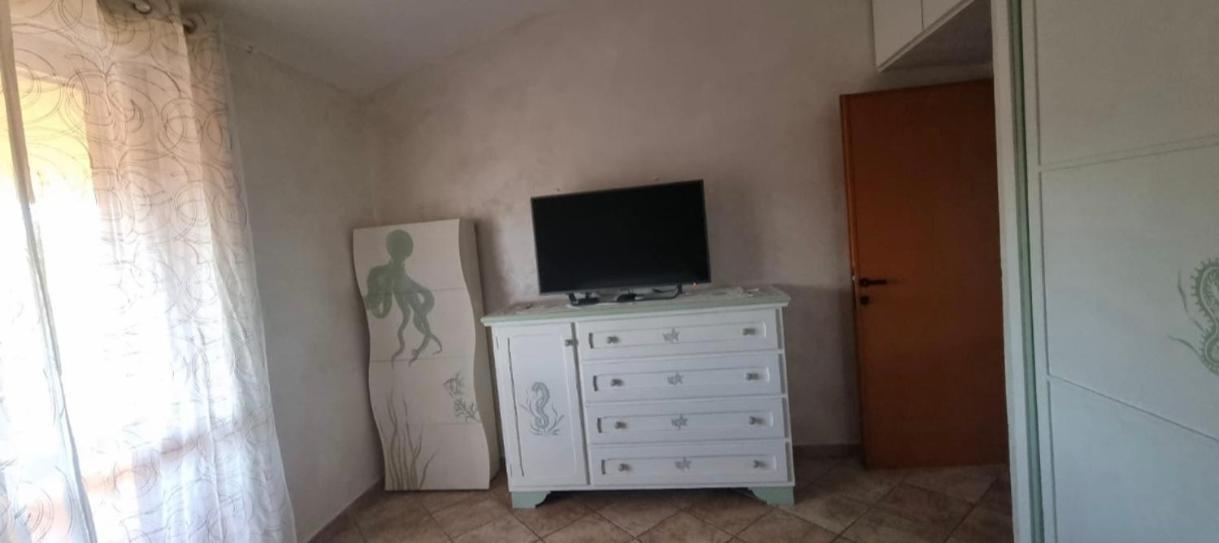 Magic Dalu Con Posto Auto Apartment ออลเบีย ภายนอก รูปภาพ