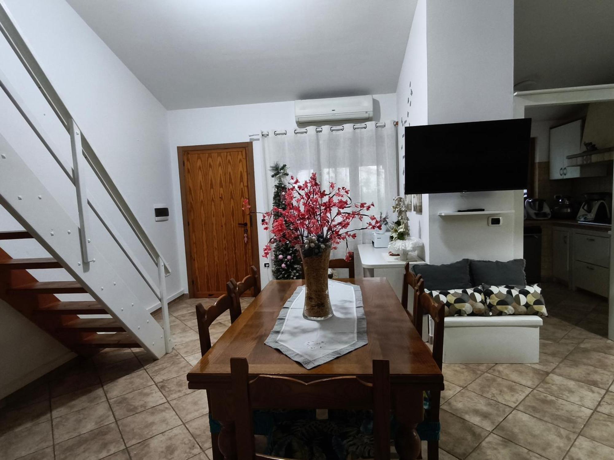 Magic Dalu Con Posto Auto Apartment ออลเบีย ภายนอก รูปภาพ
