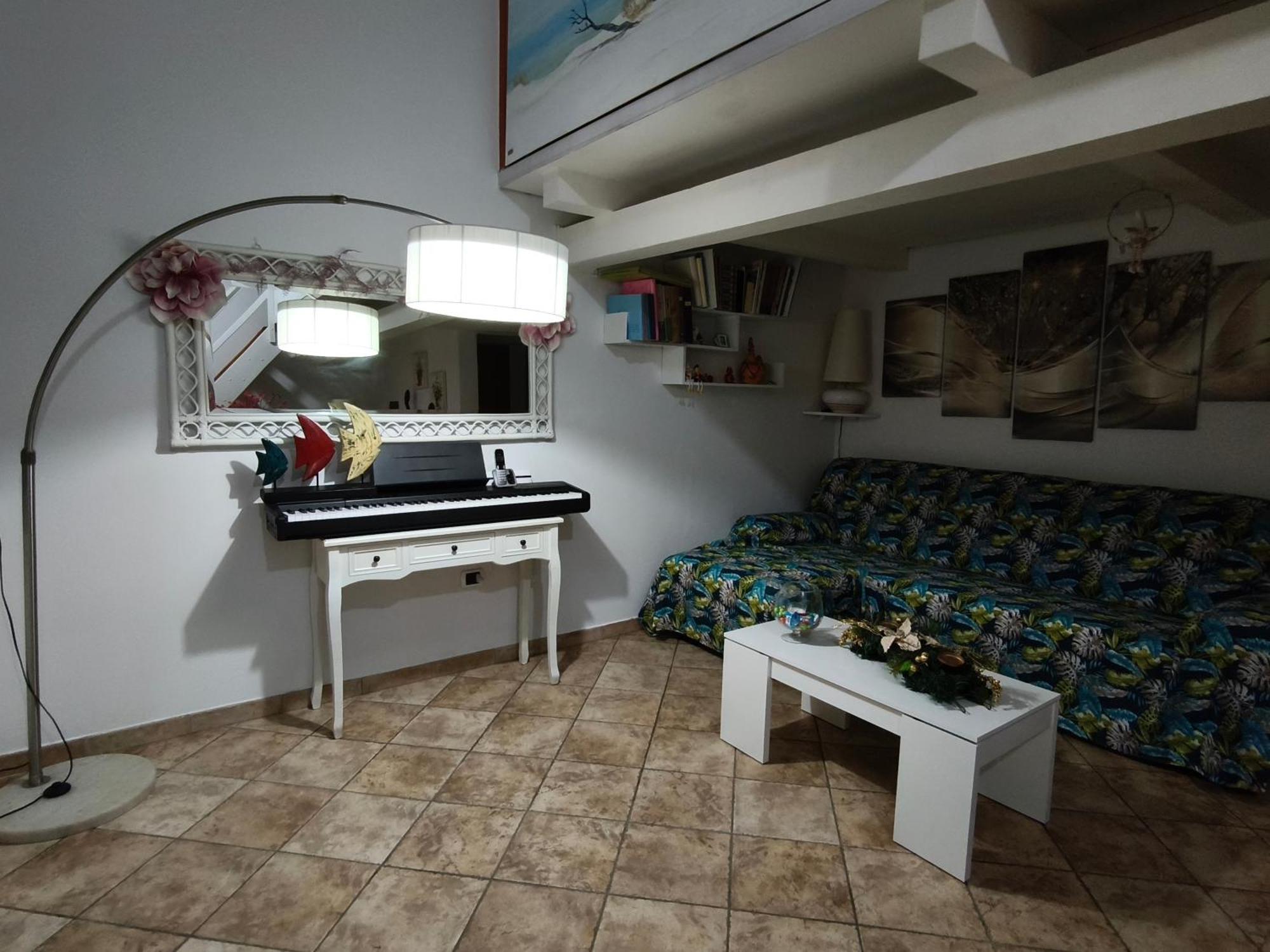 Magic Dalu Con Posto Auto Apartment ออลเบีย ภายนอก รูปภาพ